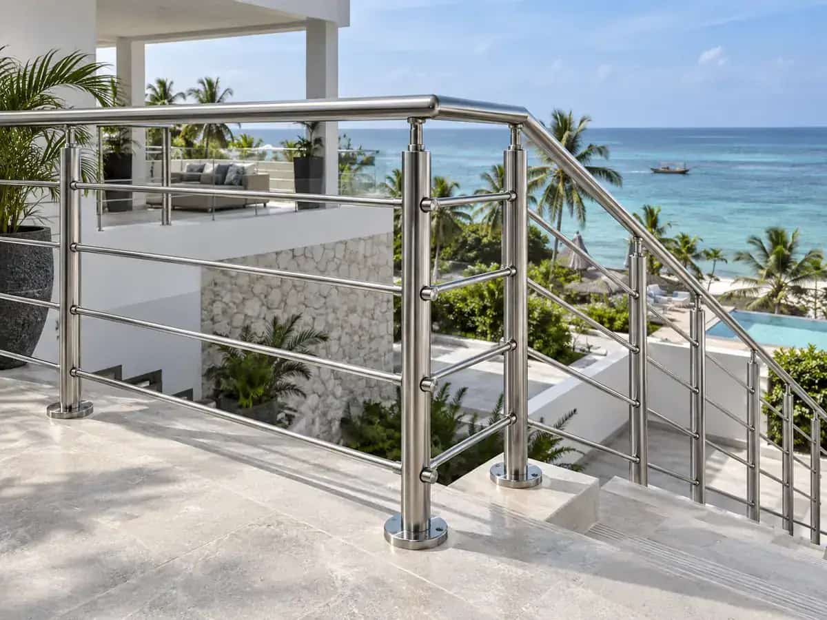 Stainless steel railing system