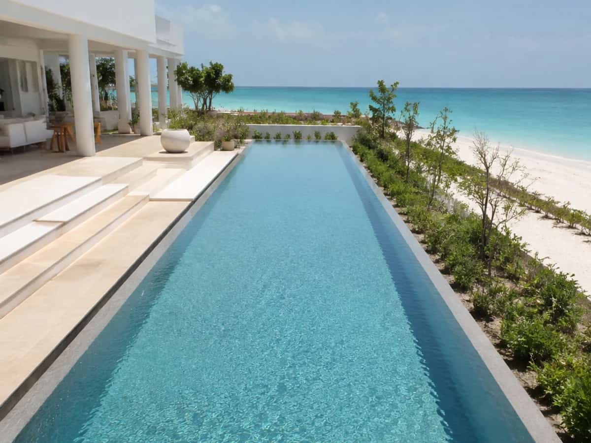 Negative edge lap pool